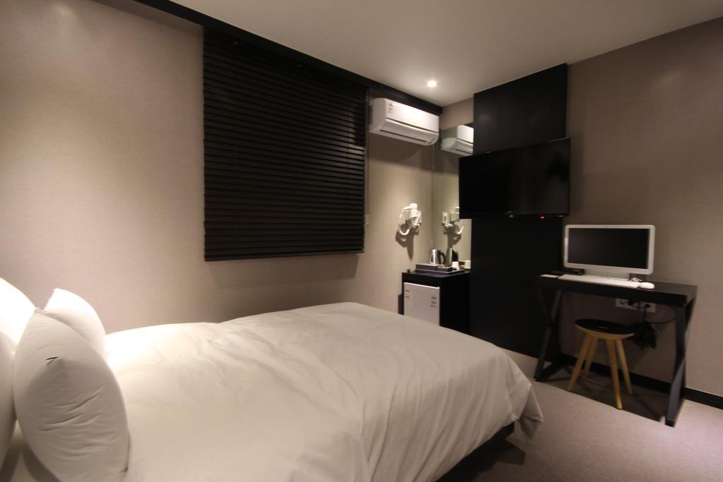 Design Hotel Xym Ilsan Ni Exteriör bild