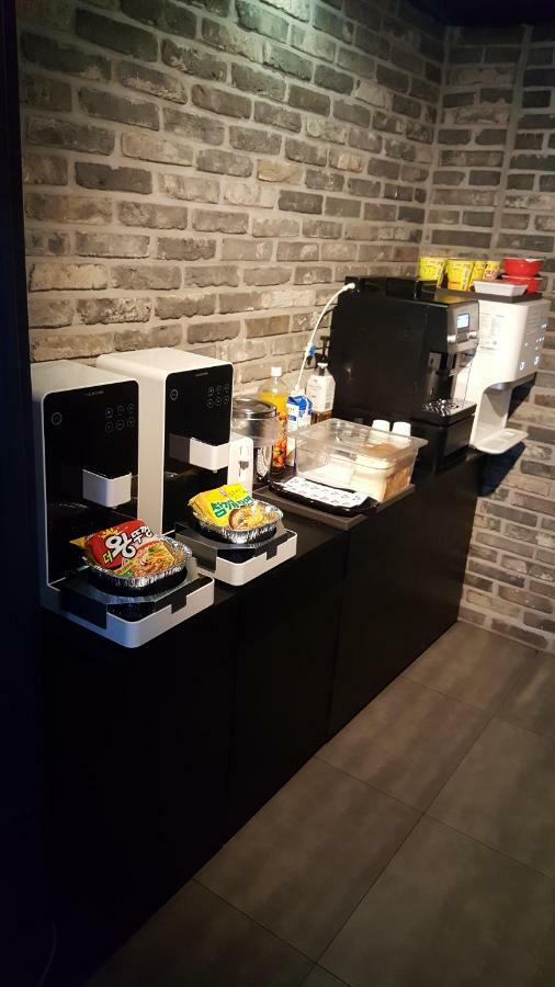 Design Hotel Xym Ilsan Ni Exteriör bild